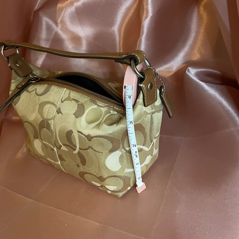 SOLD Vintage Y2K Coach Optic Signature Jacquard Tan Brown Designer Handbag - Picture 11 of 11
